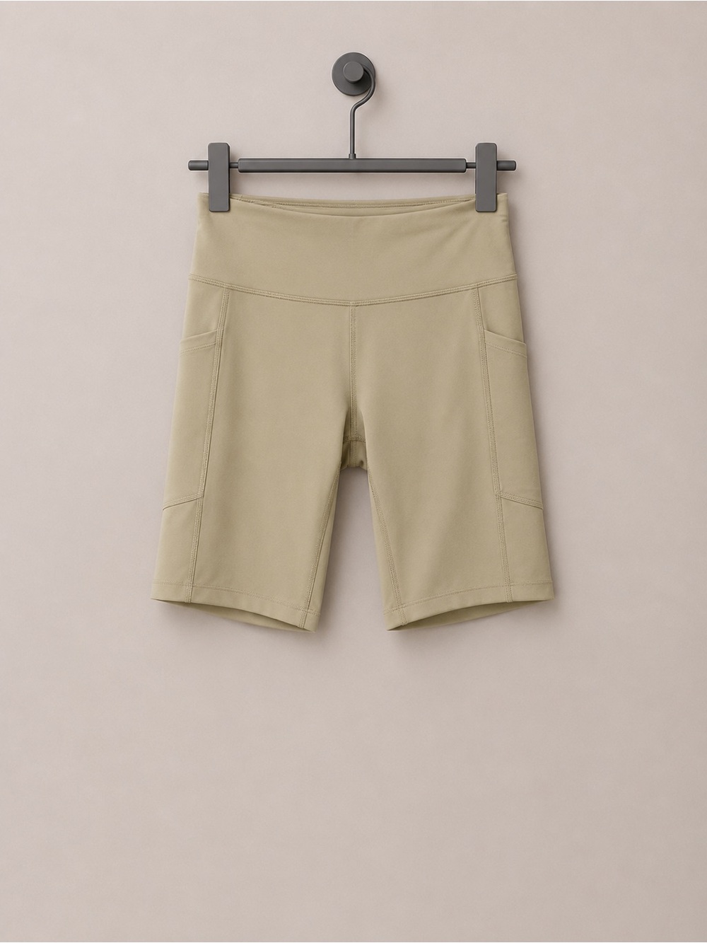 DKNY Sport Bike Shorts Women’s XS Beige High Rise 7” Athletic NWT